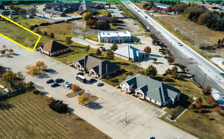 Pictures of Land property located at 412 S Collins Rd, Sunnyvale, TX 75182 for sales - image #1