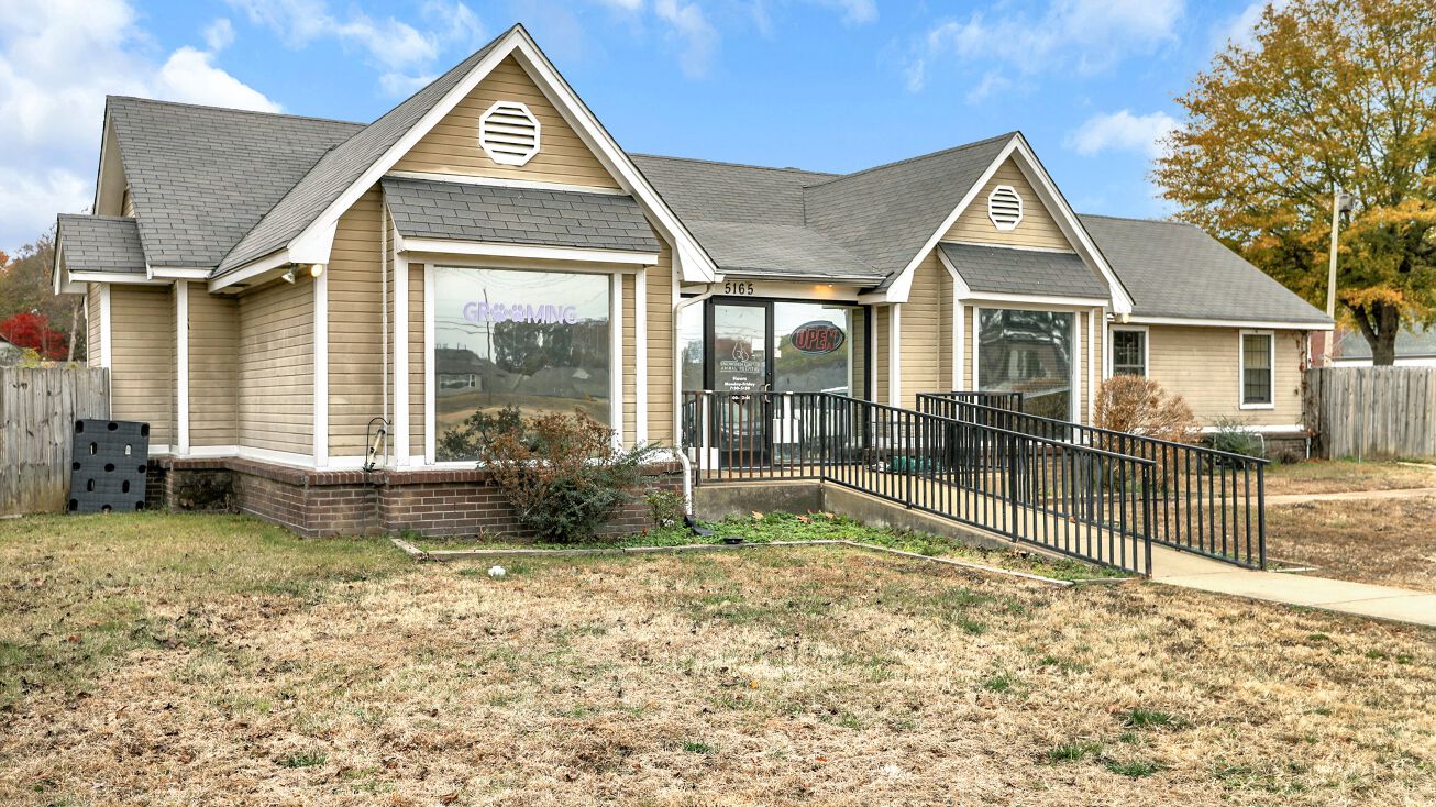 5165 Getwell Rd, Southaven, MS 38671