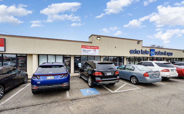 Pictures of Retail property located at 3911 Sauk Trail, Richton Park, IL 60471 for sales - image #1