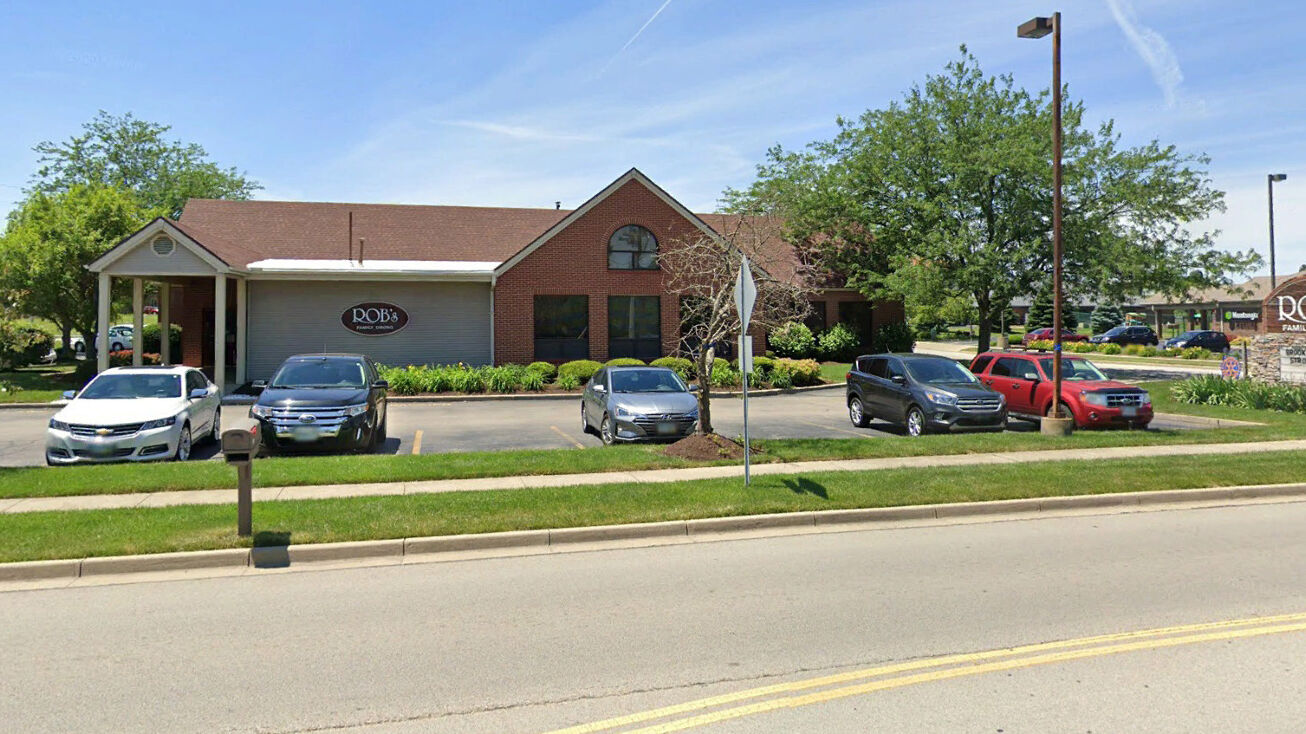 705 Arlington Rd, Brookville, OH 45309