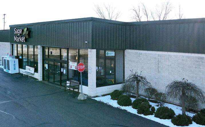 Pictures of Retail property located at 7400 Woodbury Rd, Laingsburg, MI 48848 for sales - image #1