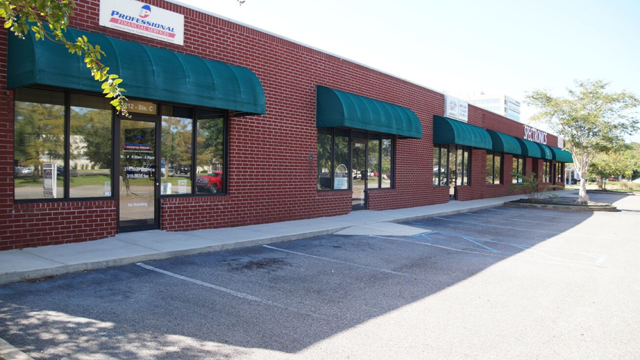 1206 Montlimar Dr, Mobile, AL 36609