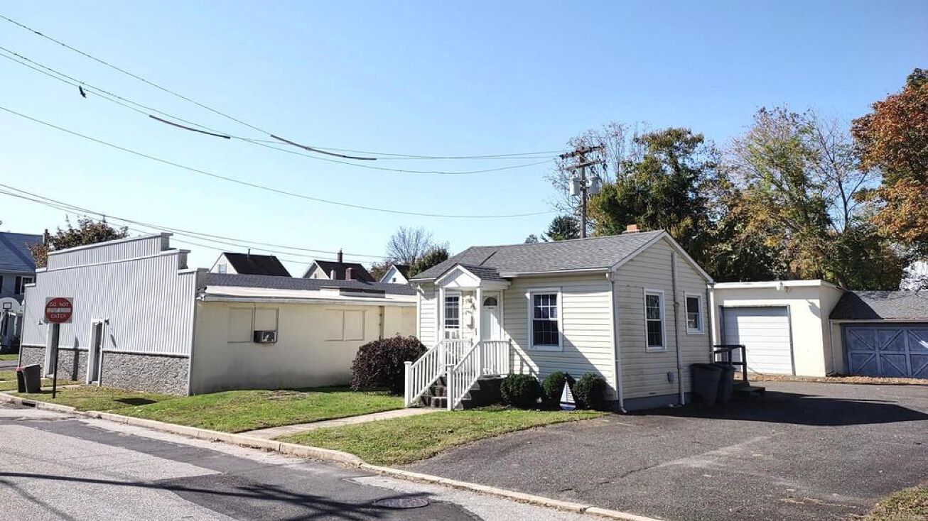 81 Egbert St, Pemberton, NJ 08068