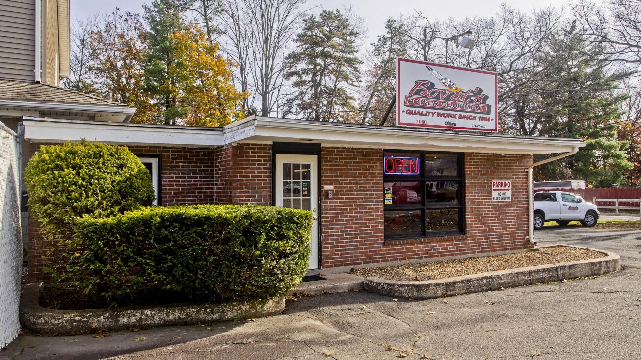 383 Southampton Rd, Westfield, MA 01085