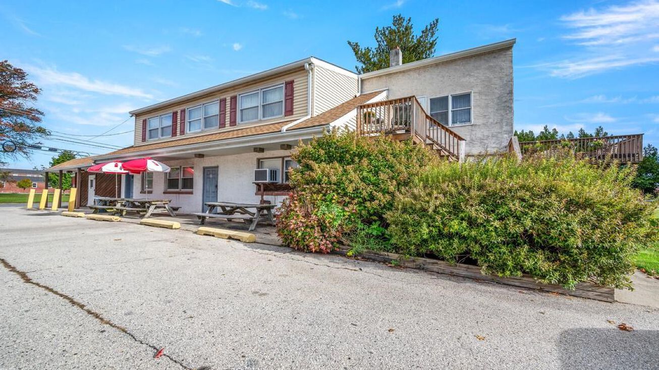 1442 Charlestown Rd, Phoenixville, PA 19460