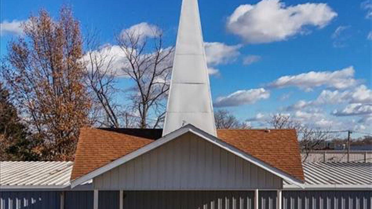 430 N Grant Street, KS 66032