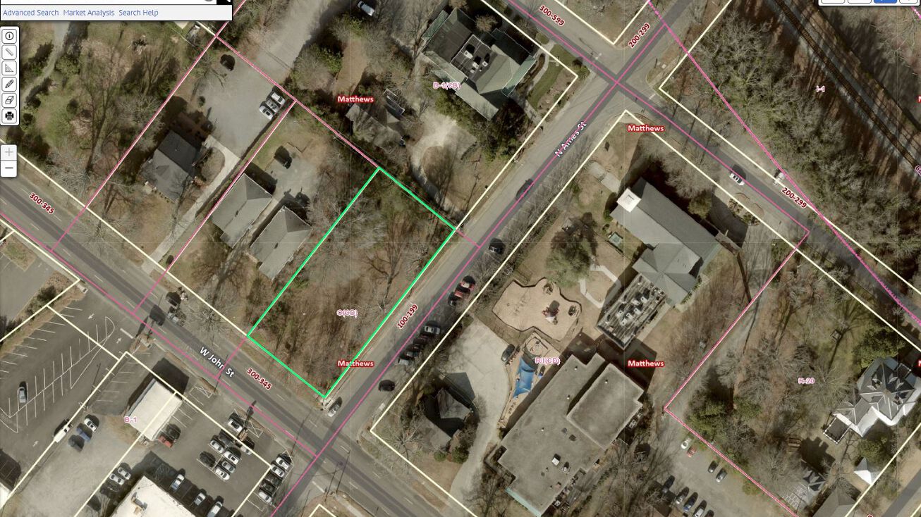 300 W John St, Matthews, NC 28105