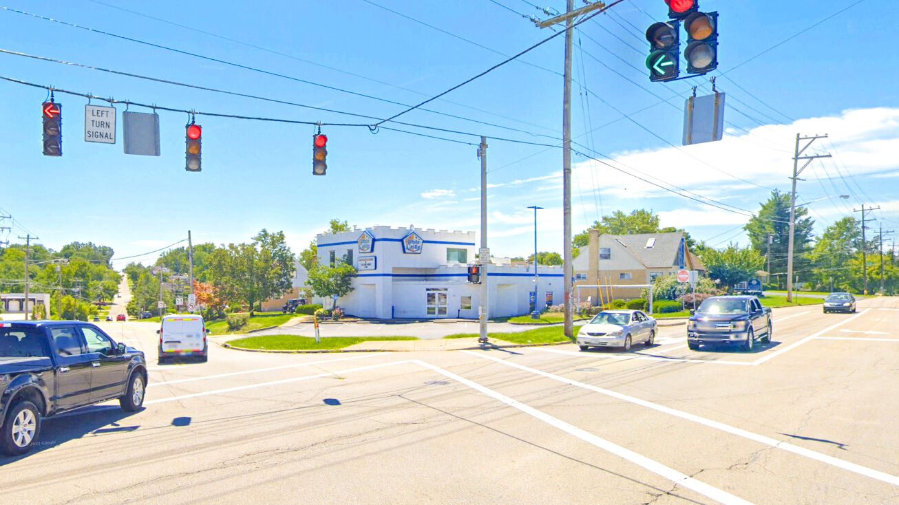 5301 Delhi Rd, Cincinnati, OH 45238