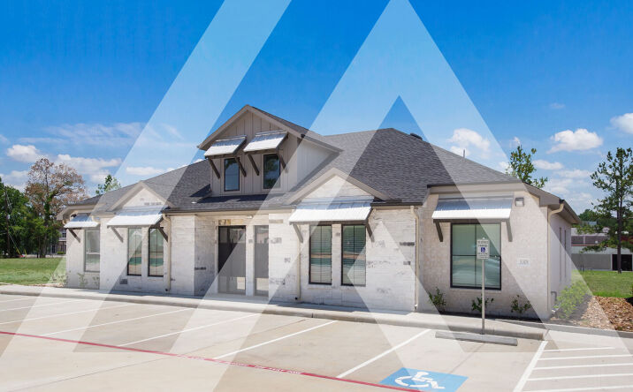 Pictures of Office property located at 31308 Nichols Sawmill Rd, Magnolia, TX 77355 for sales - image #1