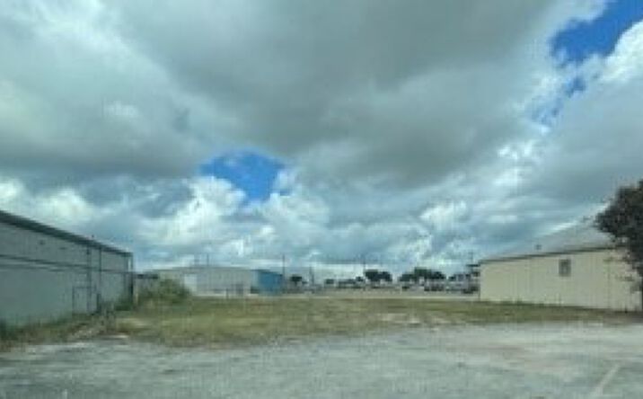 Pictures of Land property located at 8407 Broadway, San Antonio, TX 78209 for sales - image #1