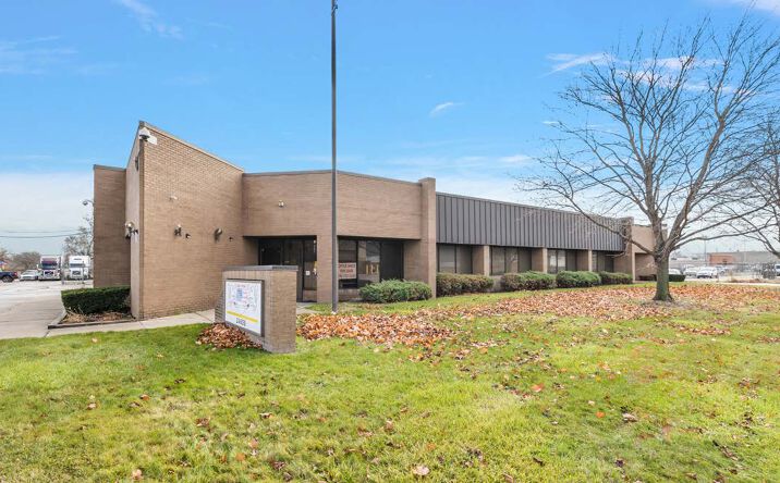 Pictures of Industrial property located at 24650 Sherwood Ave, Center Line, MI 48015 for sales - image #1