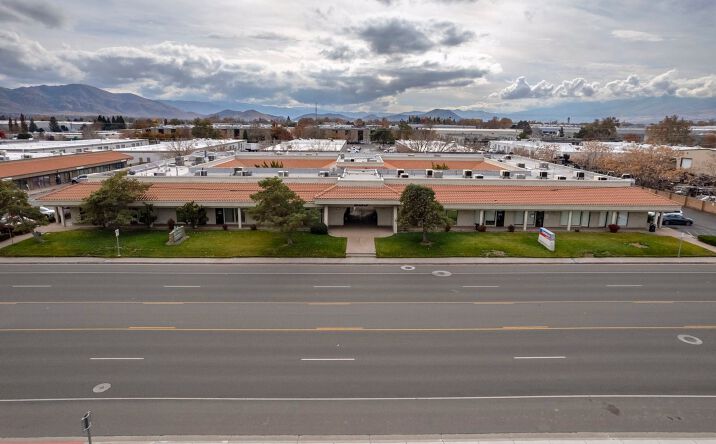 Pictures of Office property located at 255 Glendale Ave, Sparks, NV 89431 for sales - image #1