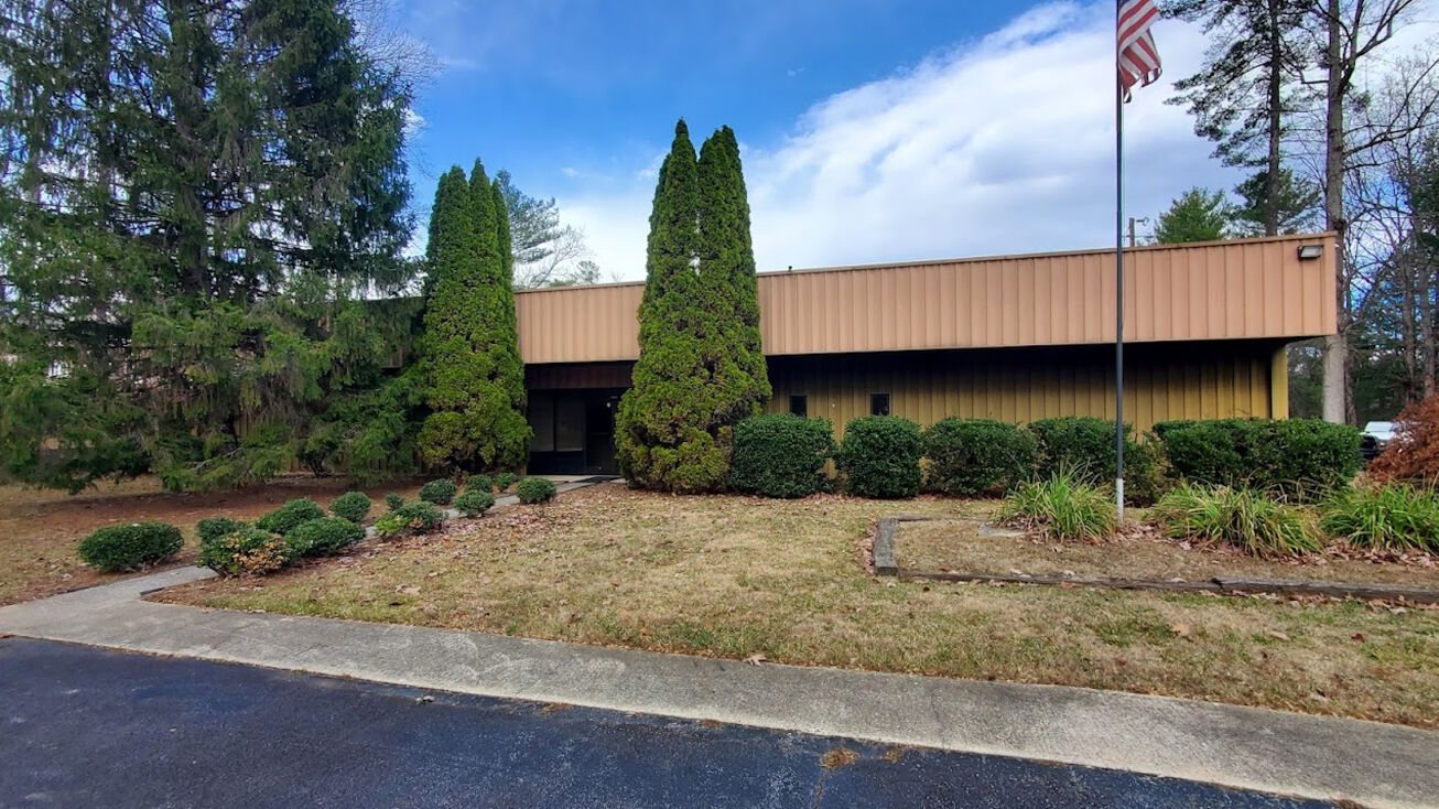 101 Fair Oaks Rd, Arden, NC 28704