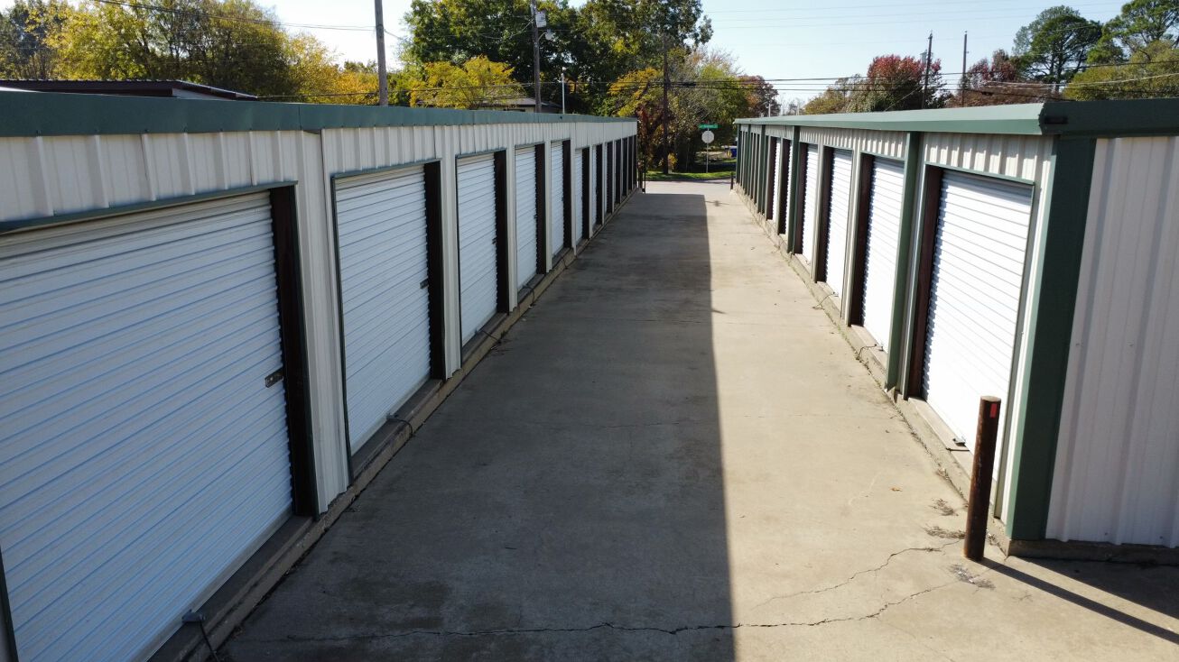 1312 N Kaufman St, Seagoville, TX 75159