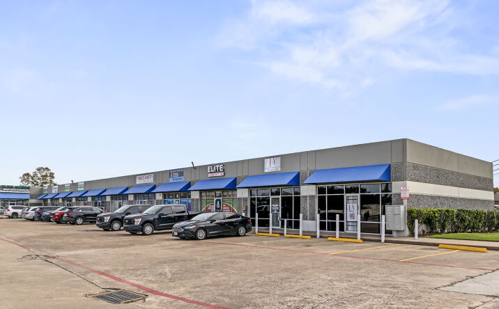 3200 S Main St, Stafford, TX 77477 | Crexi.com