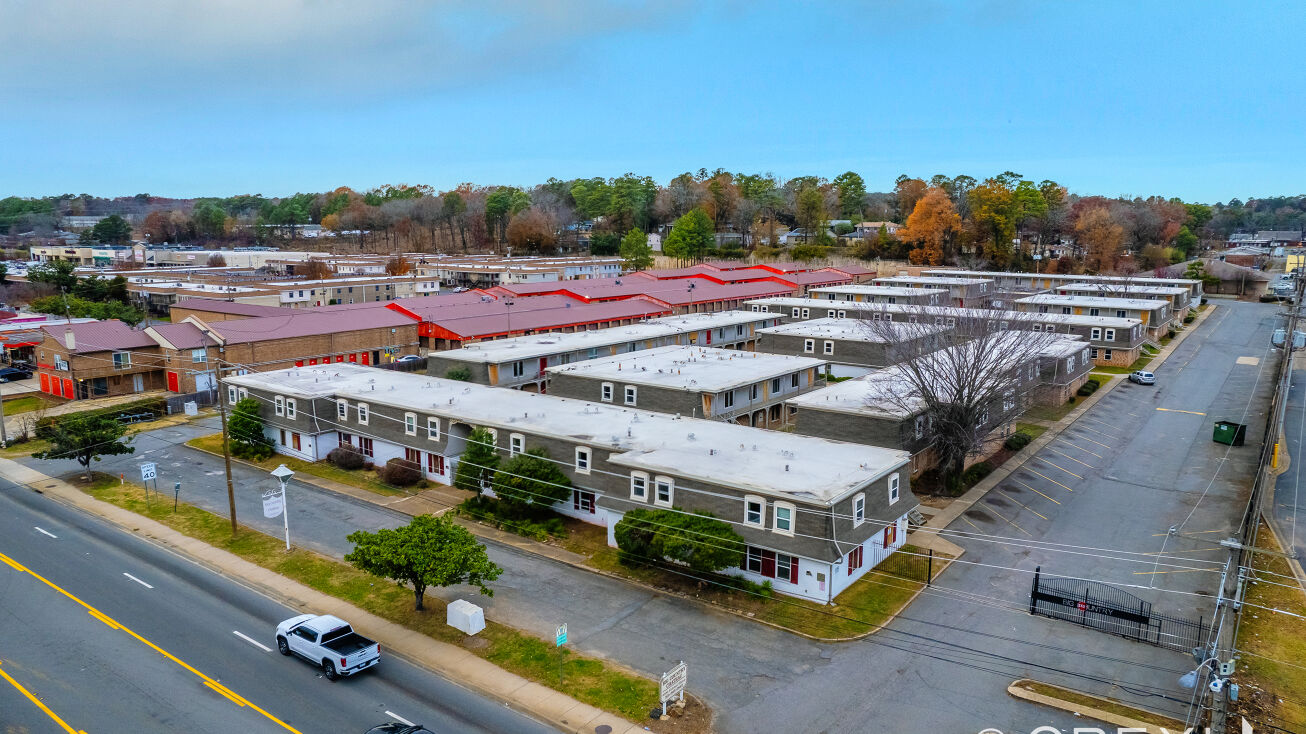 6200 Colonel Glenn Rd, Little Rock, AR 72204