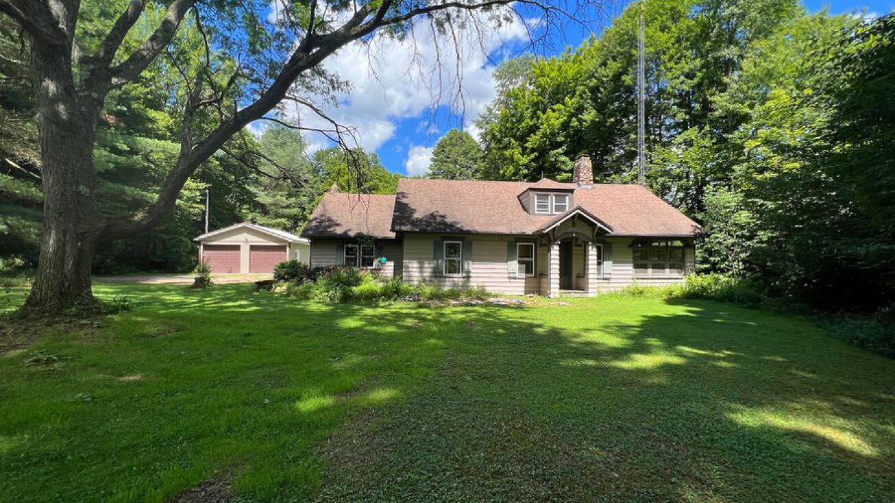 10120 Mitchell Rd, Union City, PA 16438