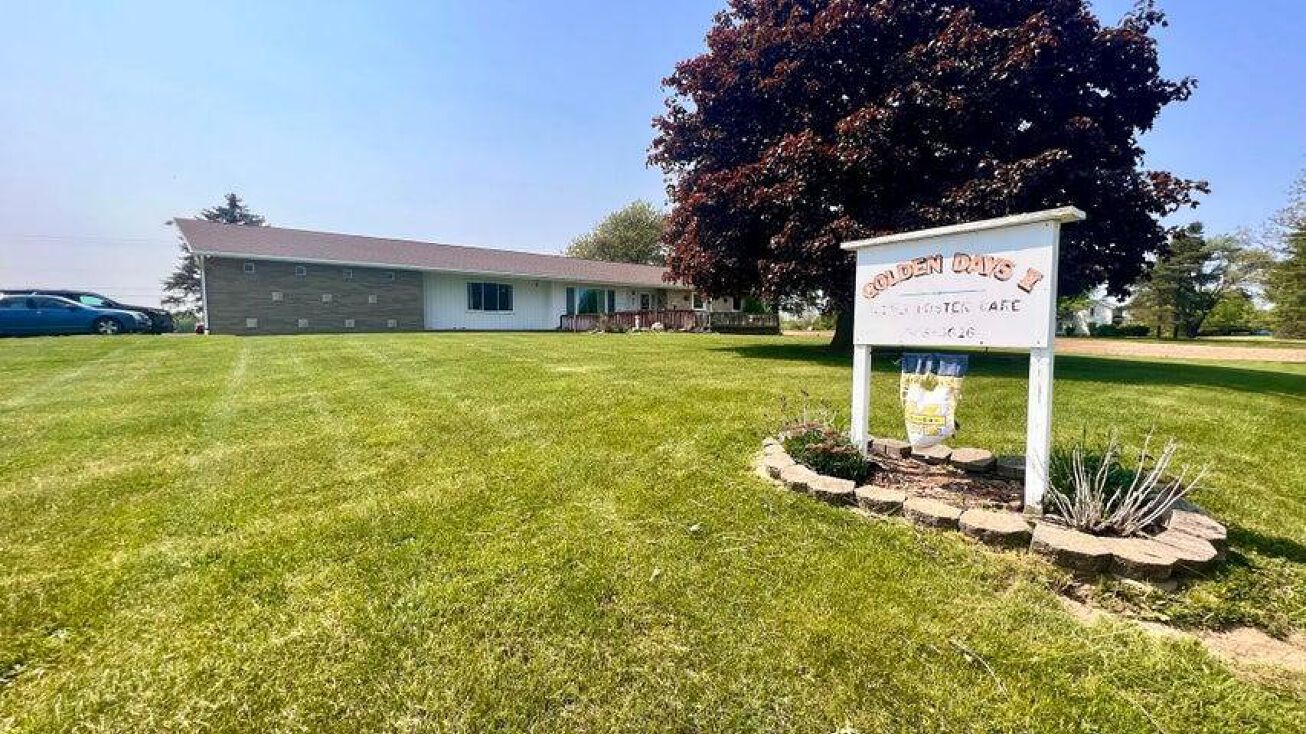 1493 N Cochran Avenue, Charlotte, MI 48813