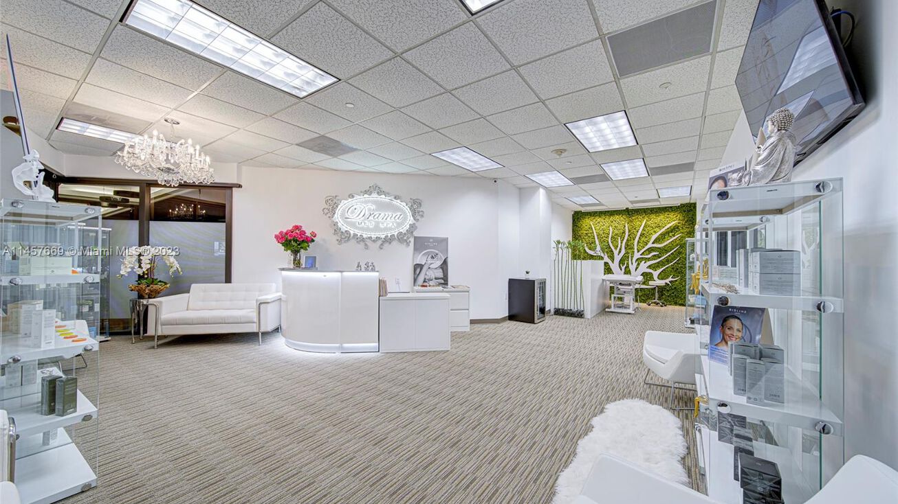 Beauty Med Spa For Sale in Dadeland Boulevard, Miami, FL 33156