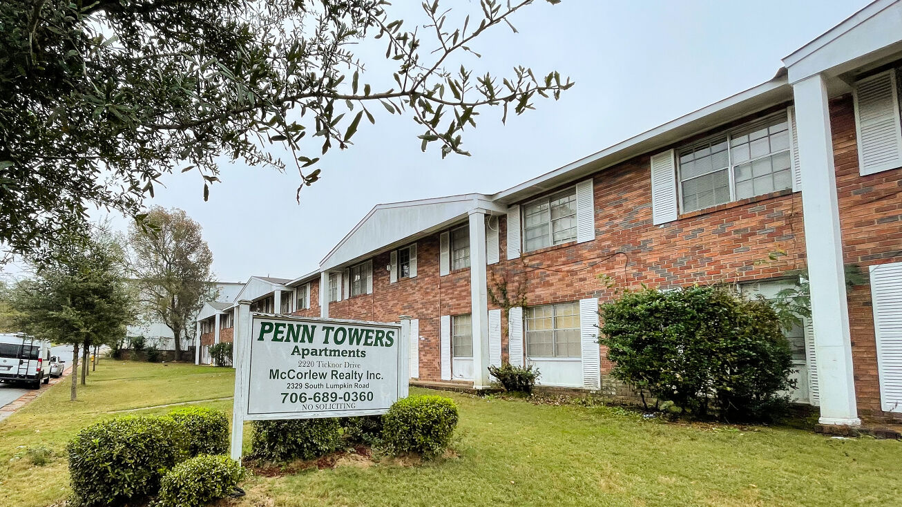 2220 Ticknor Dr, Columbus, GA 31903