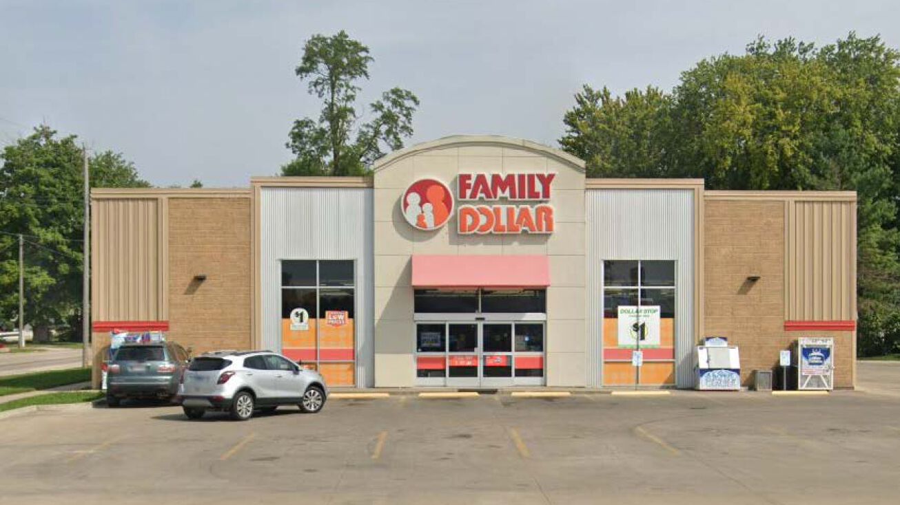 119 W Adams St, Rushville, IL 62681