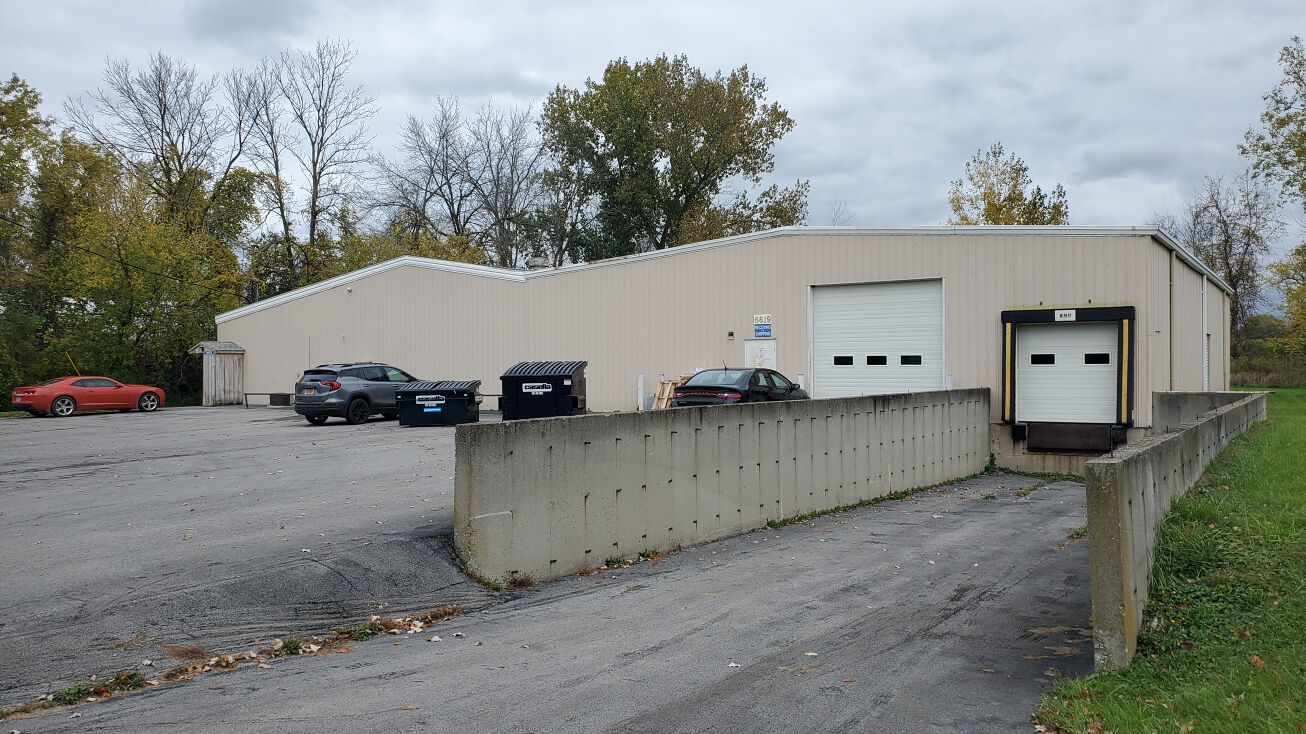 6619 Oak Orchard Rd, Elba, NY 14058