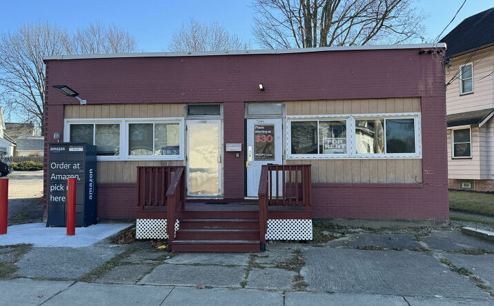 Pictures of Retail property located at 2243 East Ave, Akron, OH 44314 for sales - image #1