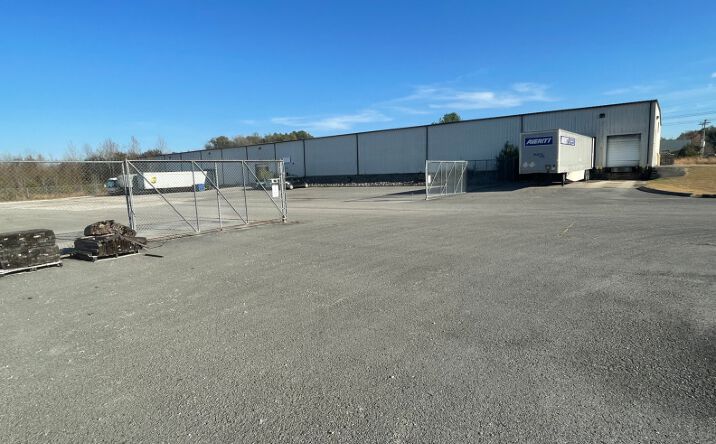 Pictures of Industrial property located at 265 Warehouse Rd, Morrison, TN 37357 for sales - image #1