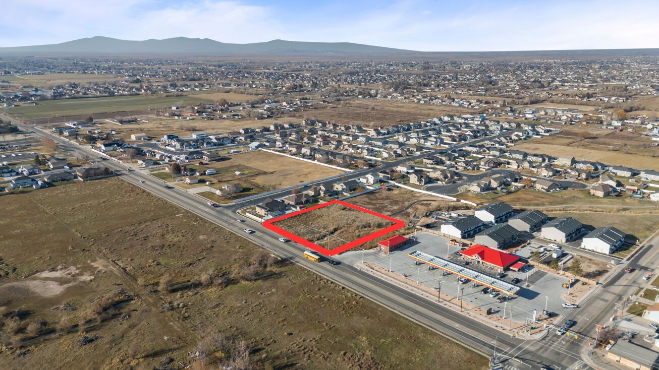 4398 W 5500 S, Roy, UT 84067