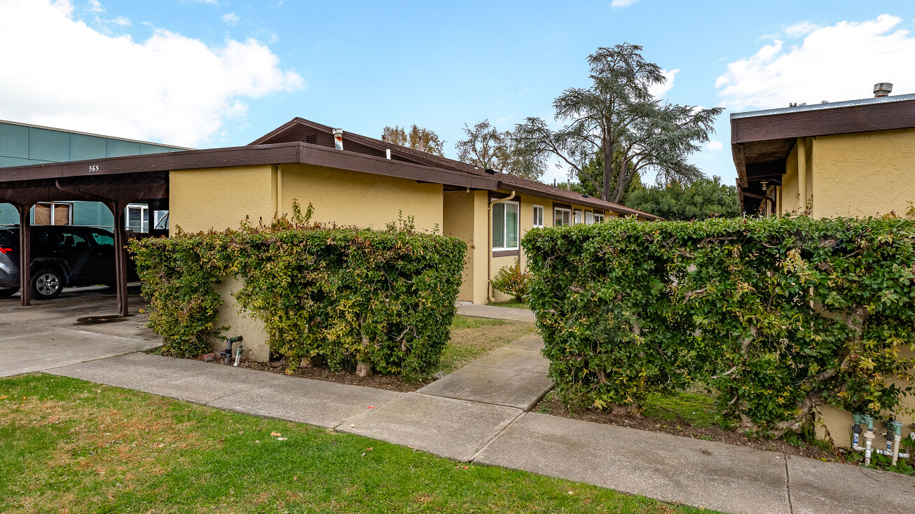 561 571 Leslie St., Ukiah, CA 95482