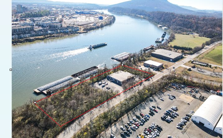Pictures of Industrial property located at 210 Hamm Rd, Chattanooga, TN 37405 for sales - image #1