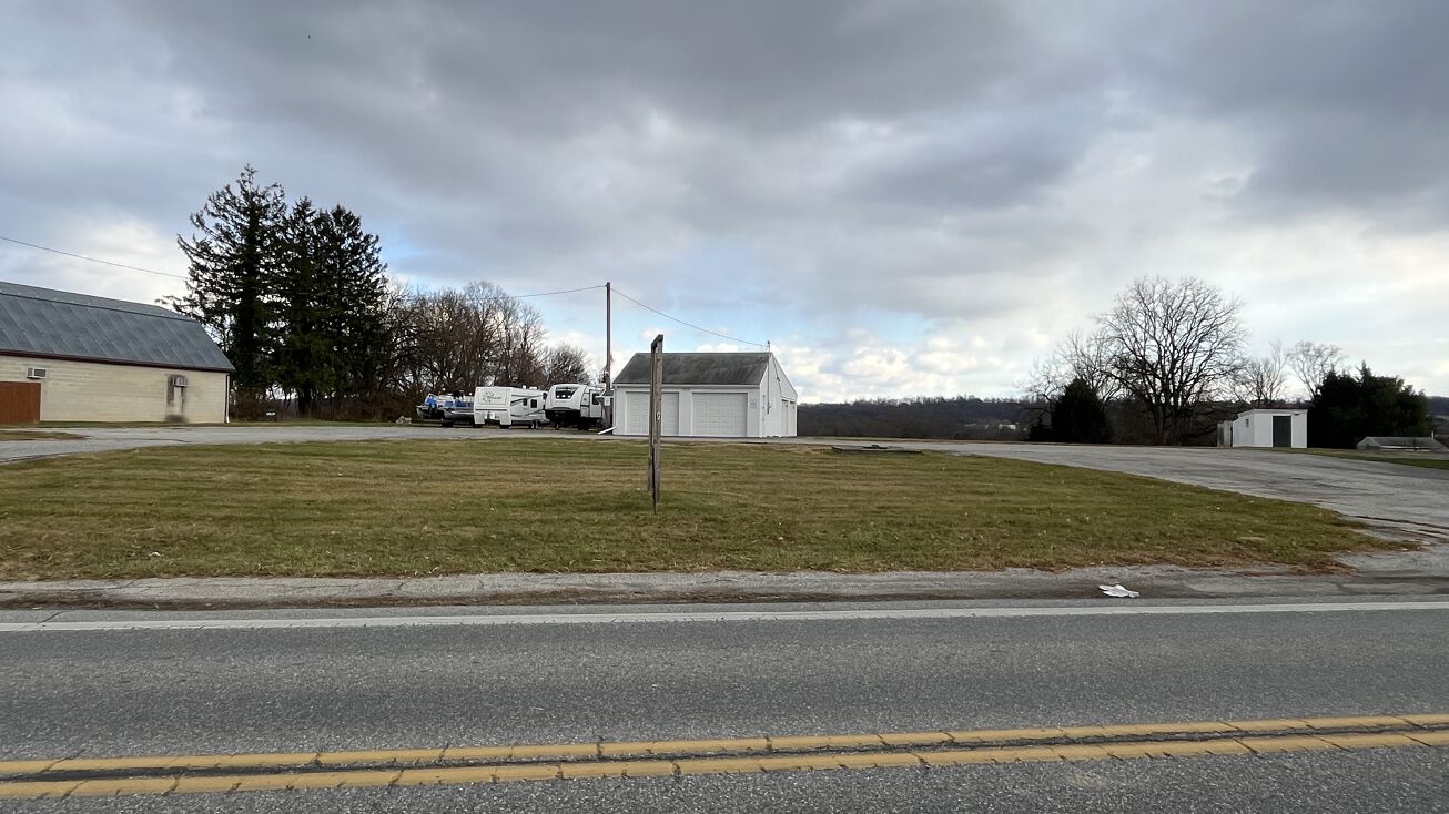 1933 & 1939 Stoverstown Road, Spring Grove, PA, USA, Spring Grove, PA