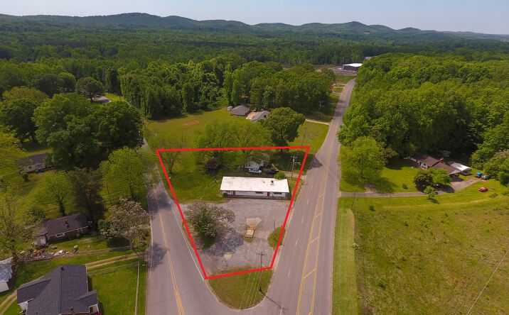 Pictures of Retail property located at 1003 York Rd, Kings Mountain, NC 28086 for sales - image #1