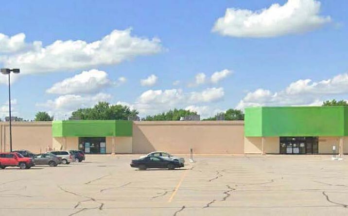 Pictures of Retail property located at 1000 W Northland Ave, Appleton, WI 54914 for sales - image #1