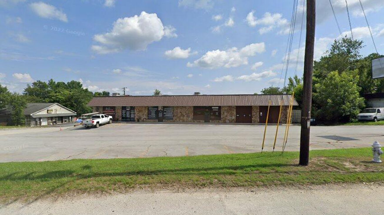 12811 Veterans Memorial Hwy, Douglasville, GA 30134