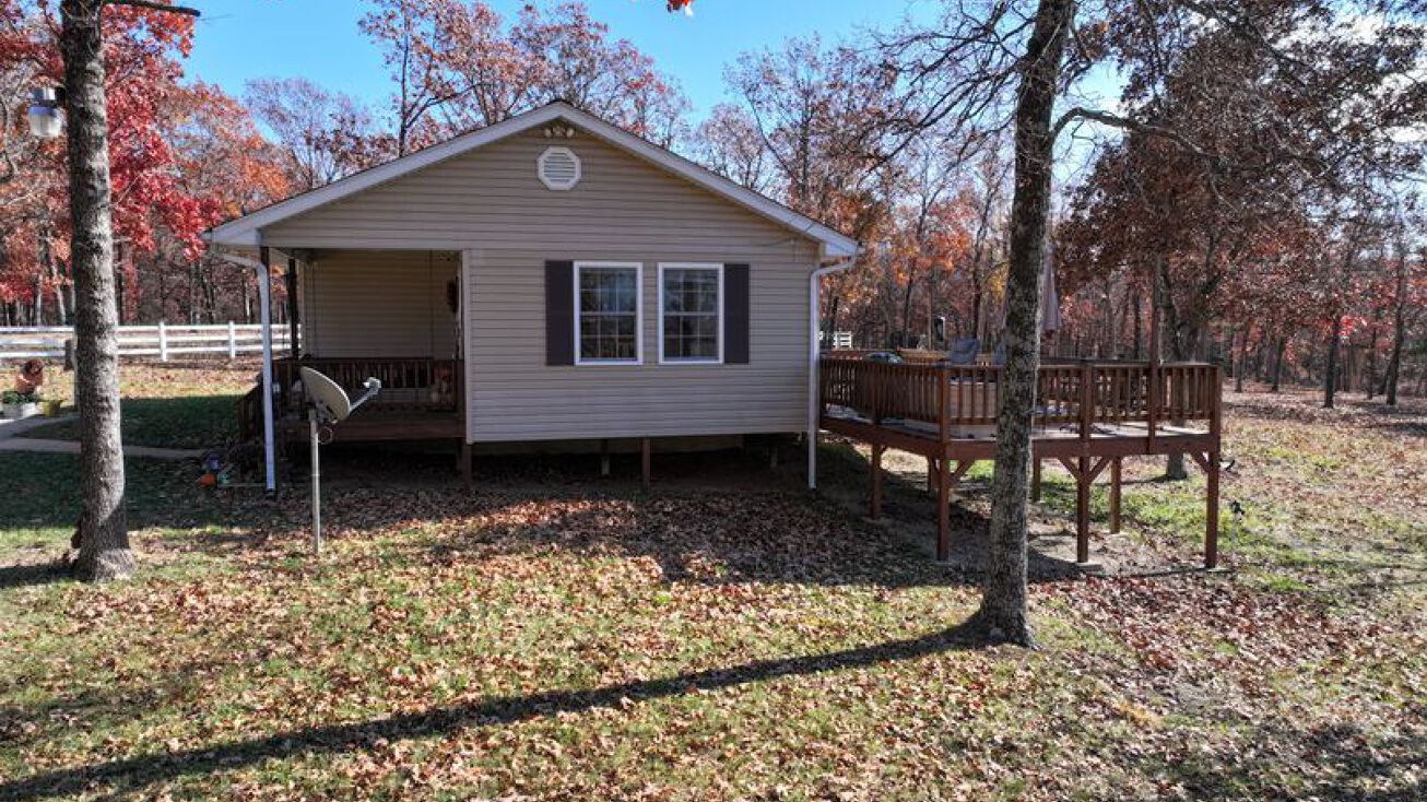 4030 Oakwood Rd, Park Hills, MO 63626