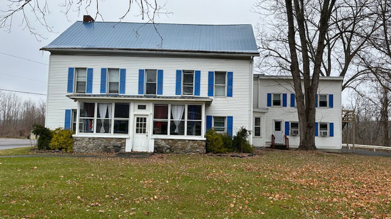 14318 Rte 9W, Ravena, NY 12143