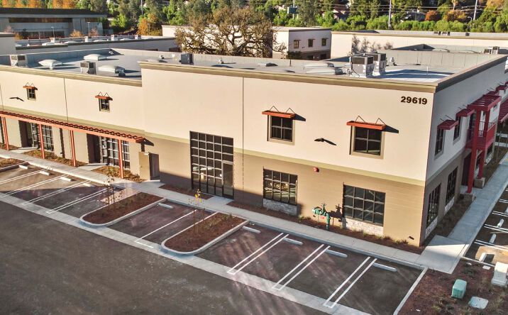 Pictures of Retail, Industrial property located at 29631 Agoura Rd, Agoura Hills, CA 91301 for comps - image #1