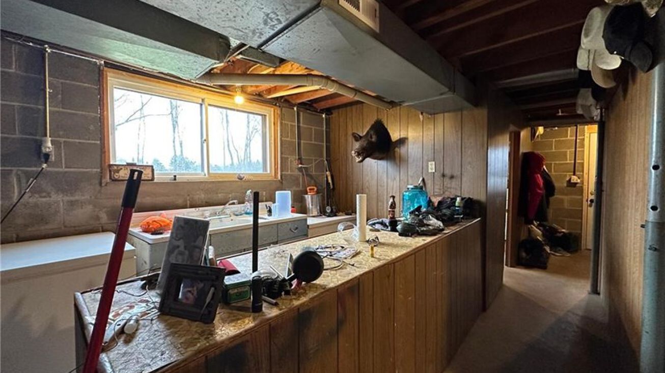 5015 Tower Rd, Moose Lake, MN 55767