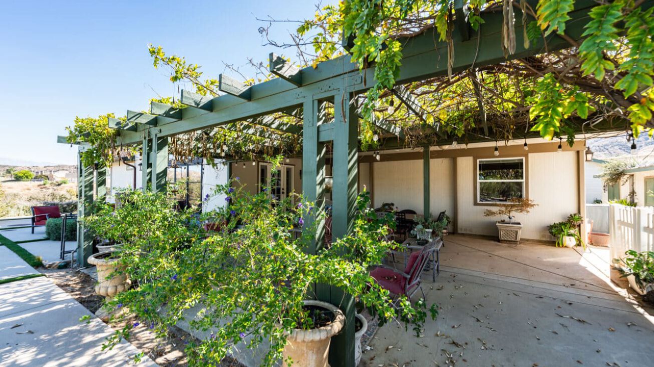 8411 Reche Canyon Rd, Colton, CA 92324