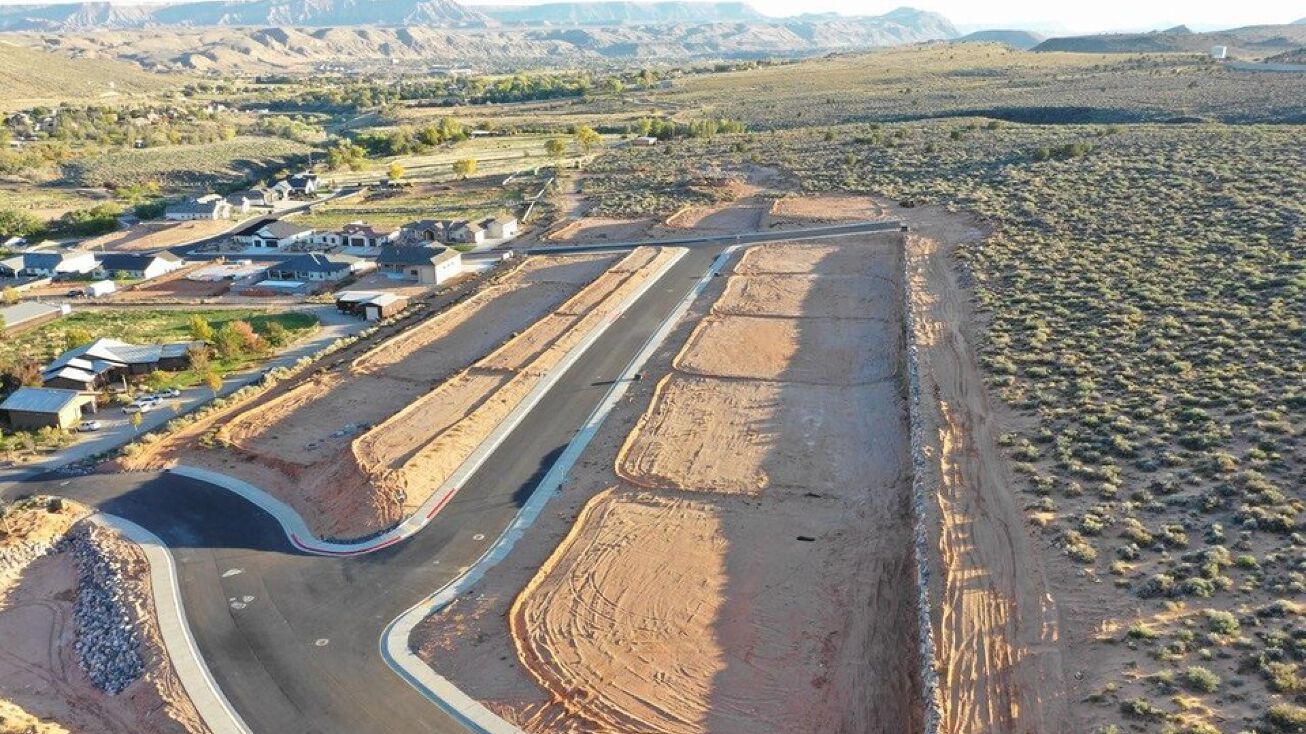 337 W Center, Toquerville, UT 84774