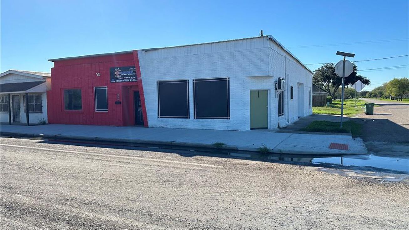 222 N Main, Santa Rosa, TX 78593