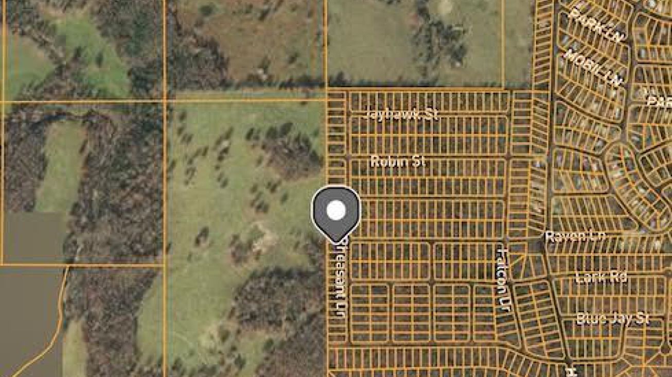 1504 Lark Road, Horseshoe Bend, AR 72512