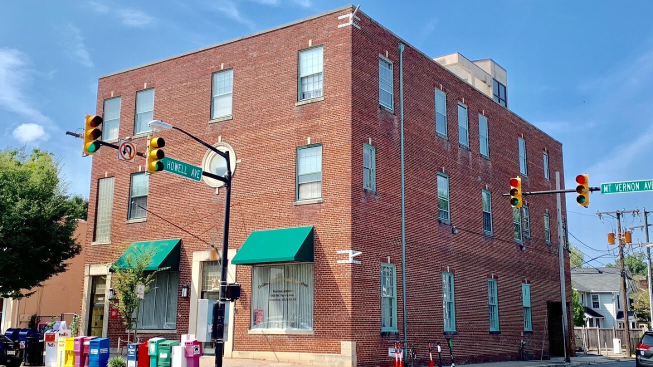 Pictures of Mixed Use, Multifamily, Office, Retail property located at 1908 Mt Vernon Ave, Alexandria, VA 22301 for sales - image #1