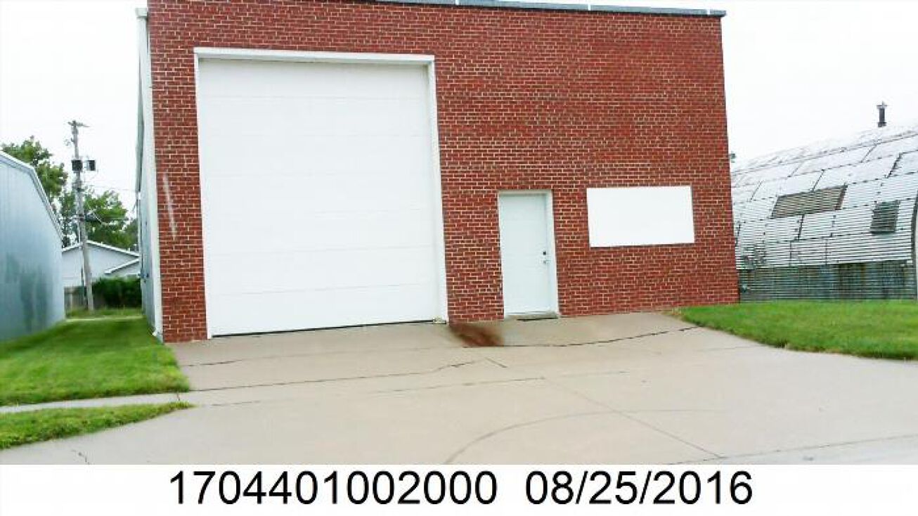 6331 Burlington Ave, Lincoln, NE 68507