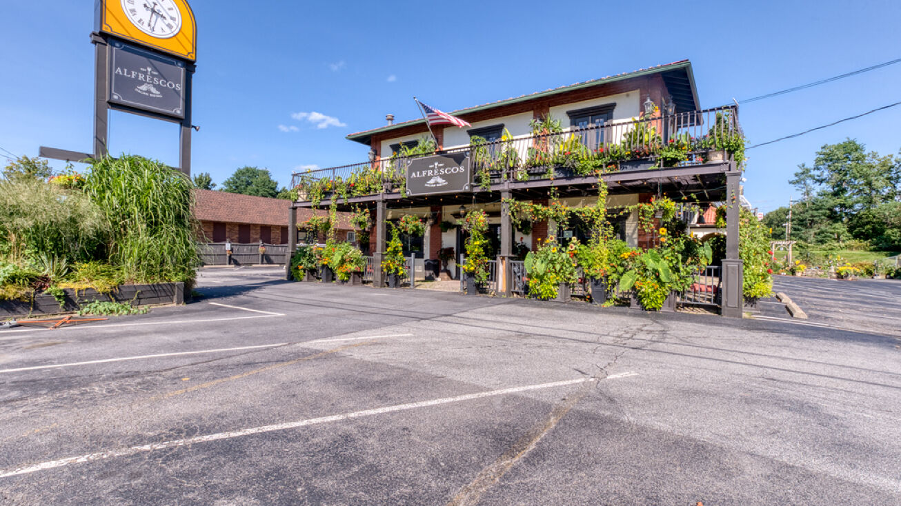 26 Main St, Oneonta, NY 13820