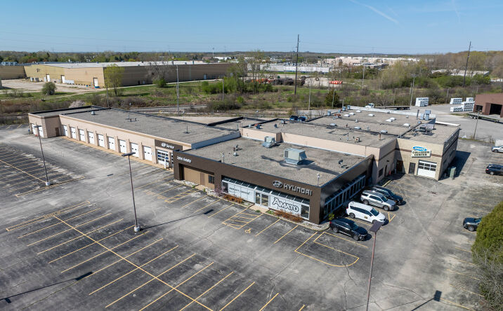 Pictures of Retail, Industrial property located at 8301 N 76th St, Milwaukee, WI 53223 for sales - image #1