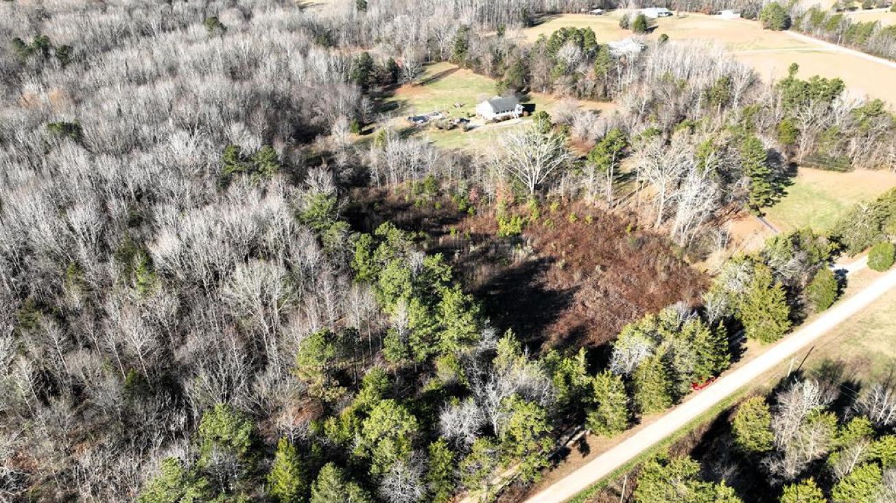 Cedar Ln, Kenbridge, VA 23944