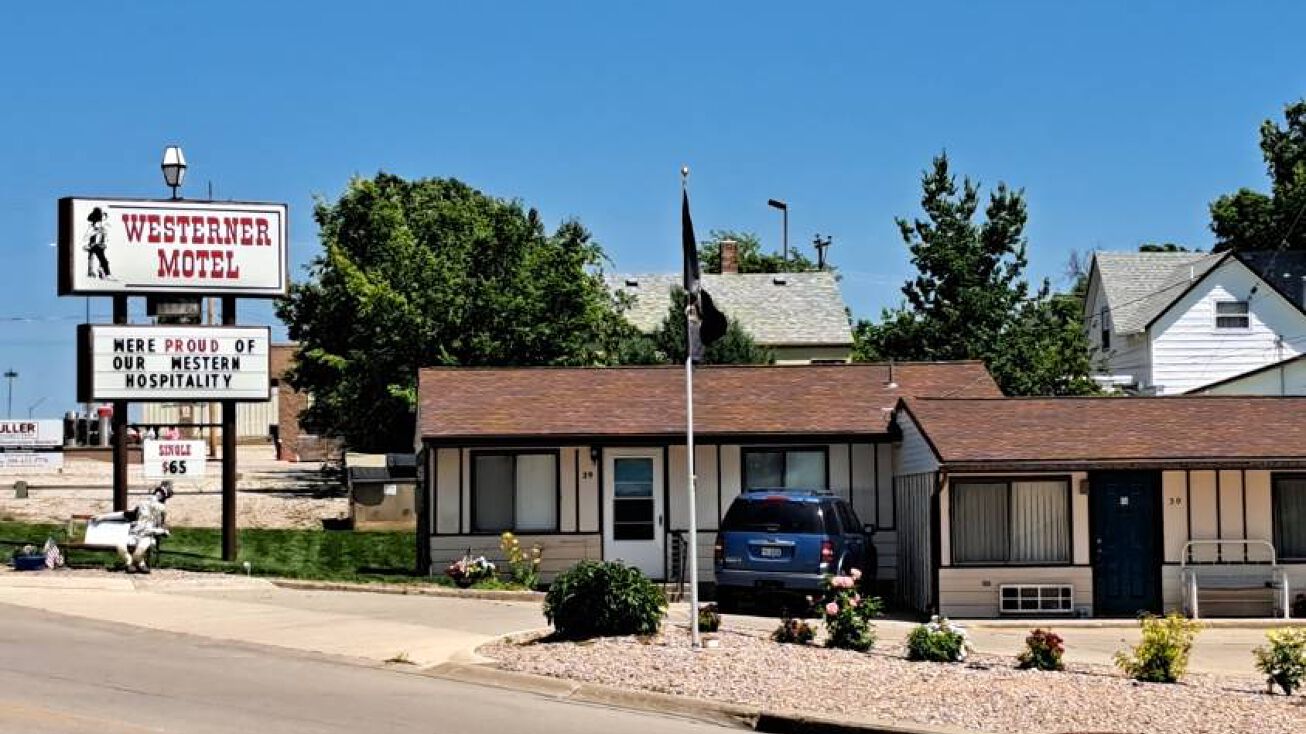 300 Oak, Chadron, NE 69337