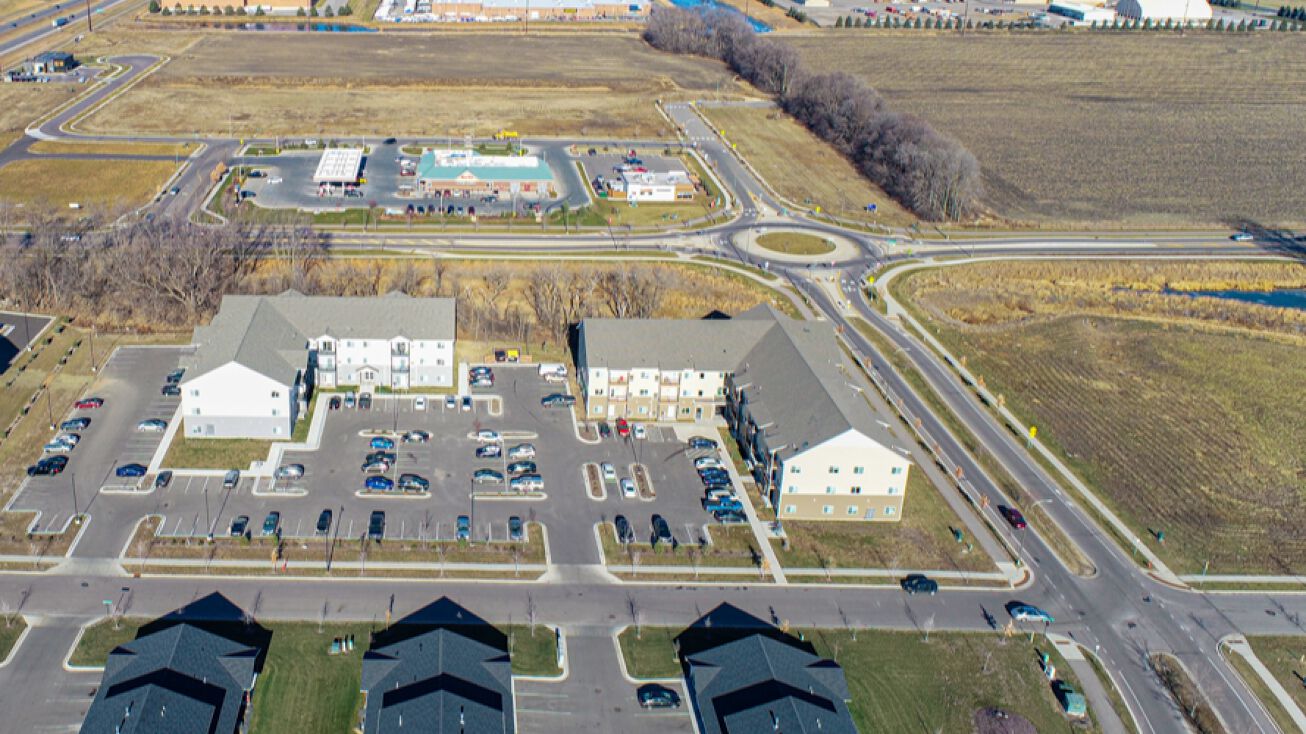 2040 Prairie Rose Dr, Mankato, MN 56001